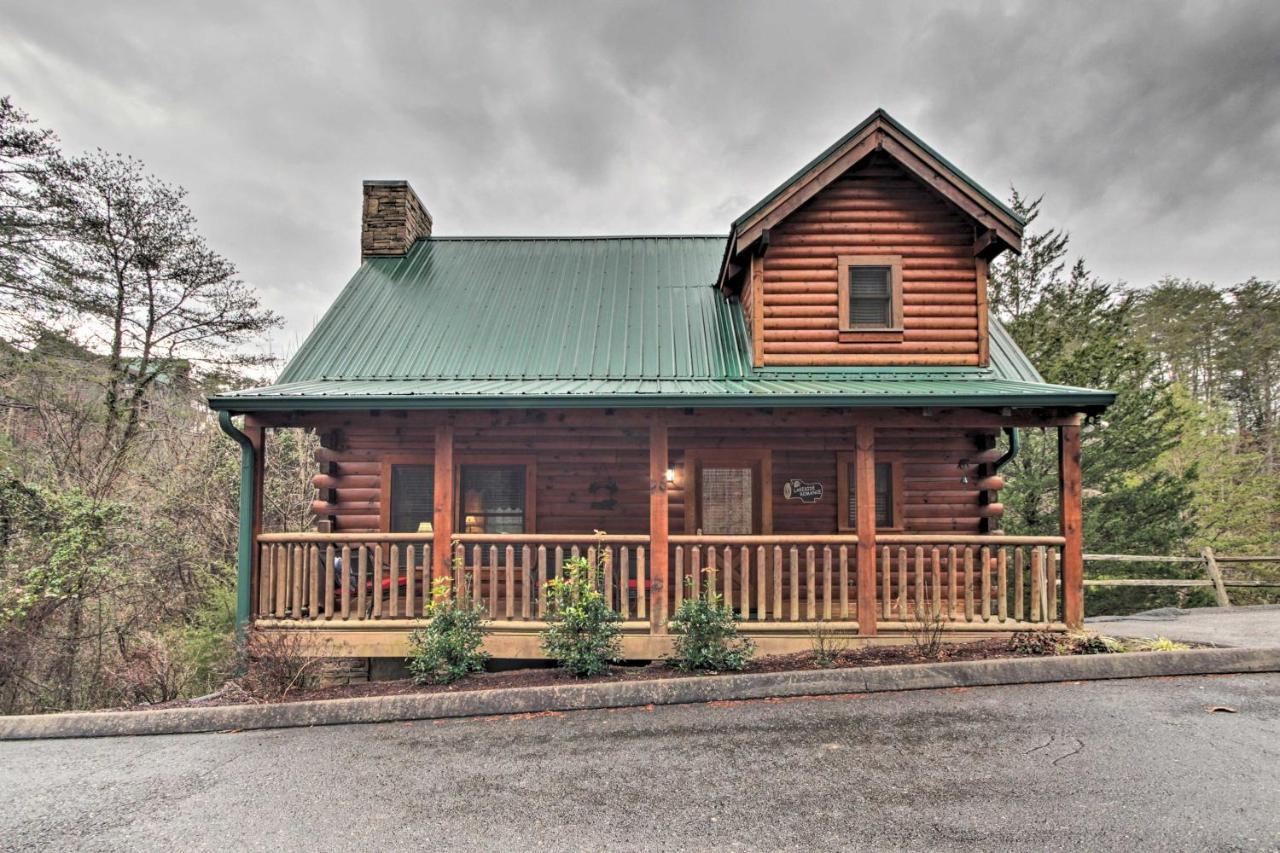 Cabin With Hot Tub About 2 Mi To Island In Pigeon Forge! Exterior foto