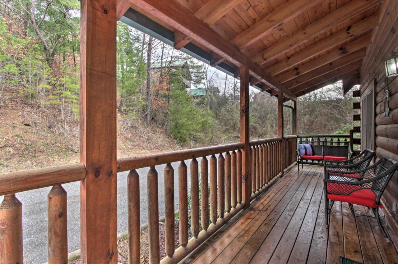 Cabin With Hot Tub About 2 Mi To Island In Pigeon Forge! Exterior foto